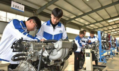 为学生开辟宽广开展空间职业教育是终身教育系统的重要环节